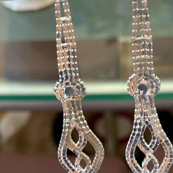 Sparkling Long Earrings - Picture 5 of 6